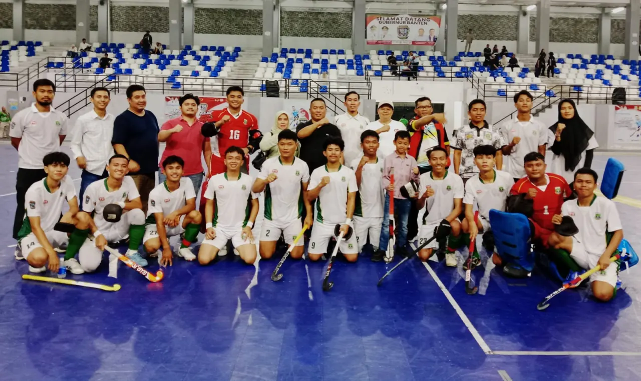 Tim hoki putra dan putri Banten tampil dominan pada laga lanjutan Kejurnas Hoki Indoor 2026 di GOR Nambo Jaya, Tangerang, Selasa (25/8/2026). Banten mencatat kemenangan telak atas DIY dan Jawa Tengah.
